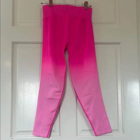 PINK Victoria’s Secret Hot Pink Athletic Seamless Ribbed Leggings - Picture 2 of 5